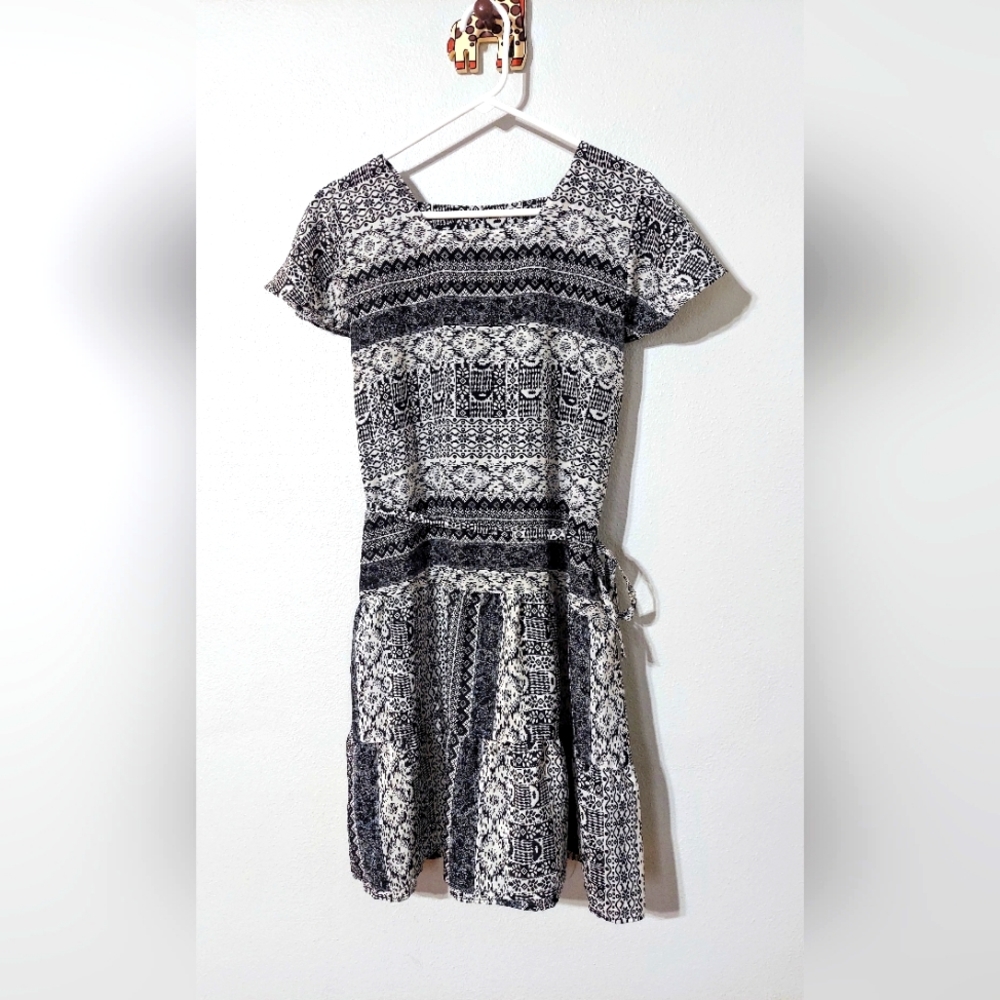 Vintage Black White Shirt Dress With Matching String Tie Belt 60s vtg oversized